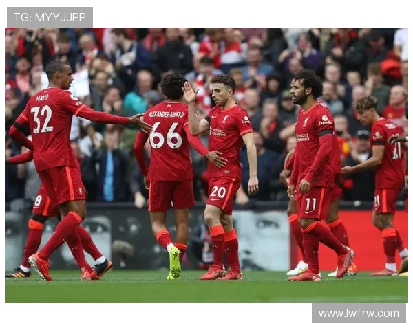 伯恩利足球俱乐部百年征程与英超赛场重返荣耀的历史与未来展望 伯恩利足球俱乐部百年征程与英超赛场重返荣耀的历史与未来展望