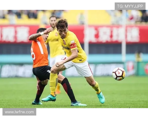 马赛俱乐部新援闪耀联赛球队状态回升球迷期待再创辉煌 马赛俱乐部新援闪耀联赛球队状态回升球迷期待再创辉煌