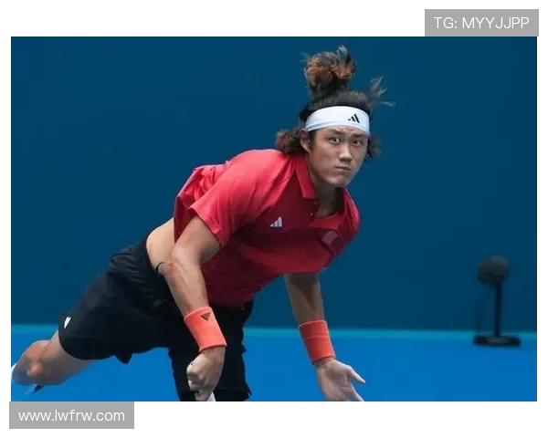 张之臻鏖战五盘逆转晋级中国男网再创历史引爆球迷热议 张之臻鏖战五盘逆转晋级中国男网再创历史引爆球迷热议