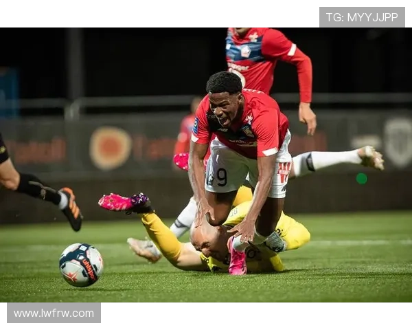 法甲赛场闪耀非洲之光塞内加尔球员的激情与荣耀之路