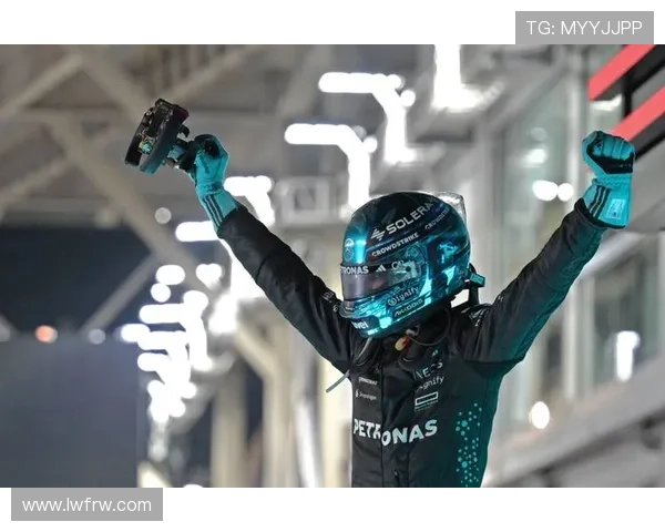 F1赛事:梅赛德斯车队引擎升级引发关注 新赛季表现是否迎来突破 F1赛事:梅赛德斯车队引擎升级引发关注 新赛季表现是否迎来突破