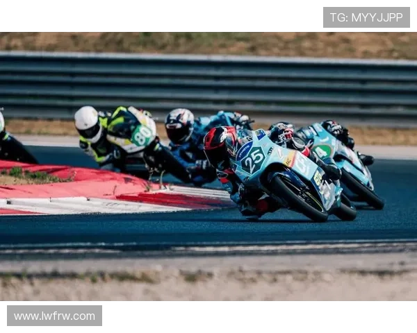 MotoGP赛季最新动态:顶级车手激烈角逐、新技术革新引领未来发展 MotoGP赛季最新动态:顶级车手激烈角逐、新技术革新引领未来发展