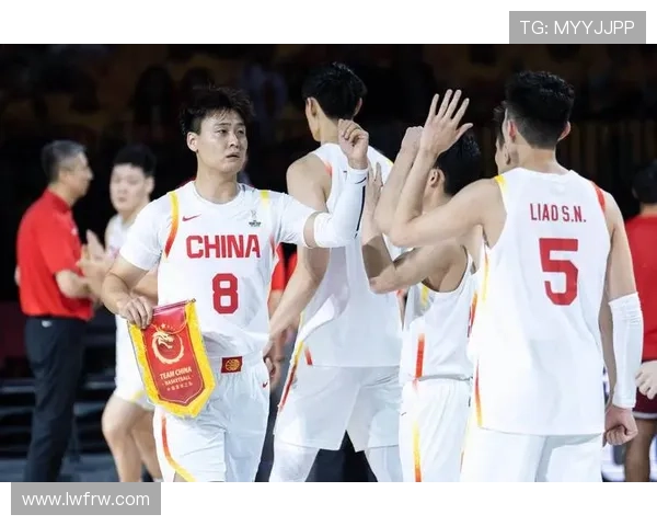 中国男篮备战亚洲杯关键战年轻阵容展现新气象与冲击力引发期待高 中国男篮备战亚洲杯关键战年轻阵容展现新气象与冲击力引发期待高