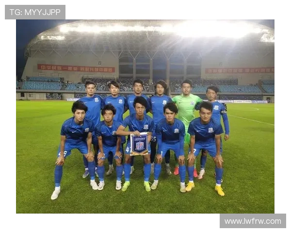 新赛季足球焦点对决引爆联赛格局强队博弈全面升级战术与青训成效受关注 新赛季足球焦点对决引爆联赛格局强队博弈全面升级战术与青训成效受关注